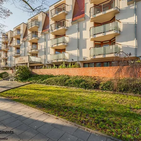 Baltic - Mistral * 斯维诺乌伊希切